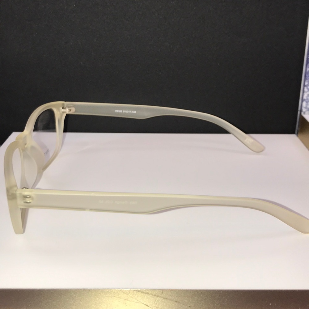 Matt clear prescription eyeglasses TR90 D78183 - Picture 3 of 3